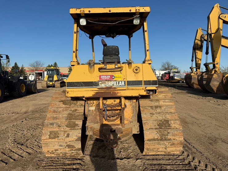 caterpillar-d4h-lgp-image-4