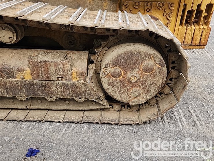 deere-655b-image-15