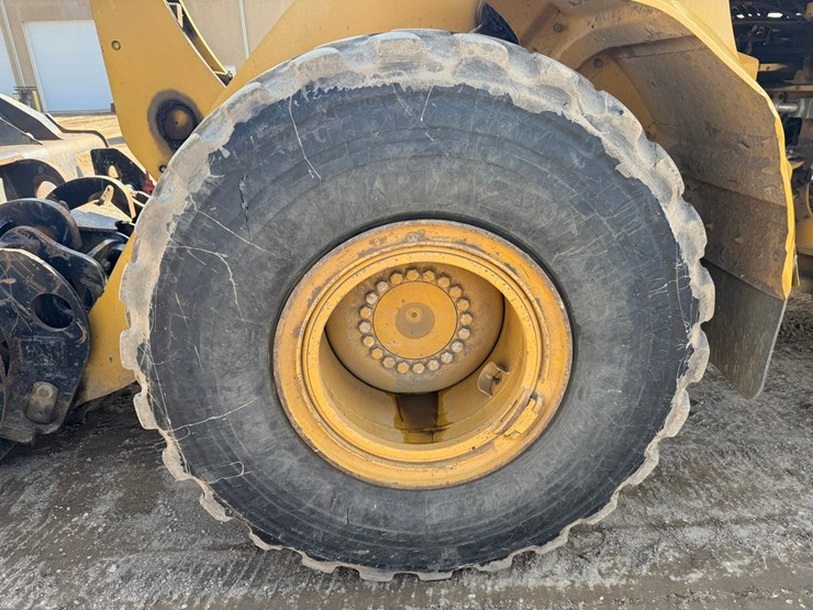 2013-caterpillar-950k-image-103