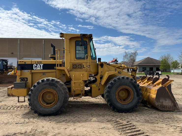 caterpillar-950f-image-6