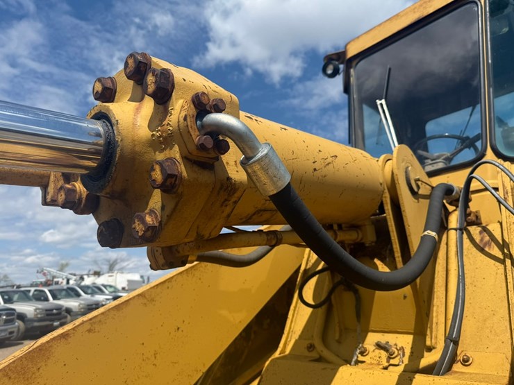 caterpillar-966d-image-20