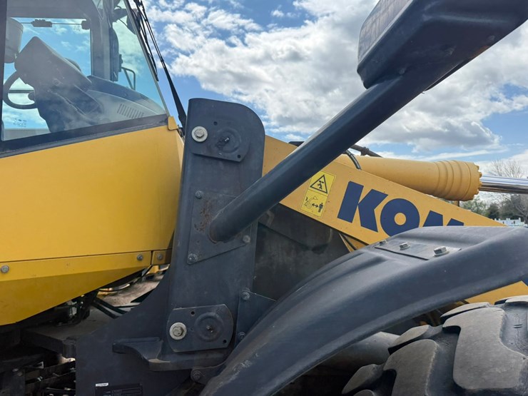 komatsu-wa380-image-77