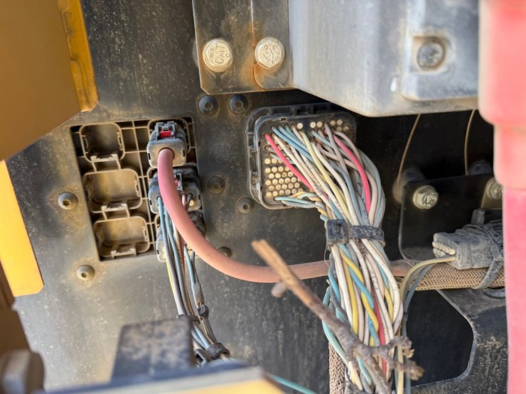 caterpillar-312e-image-64