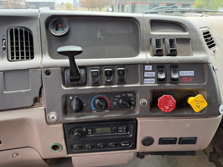 #6443-•-2003-sterling-boom/crane-truck-image-72