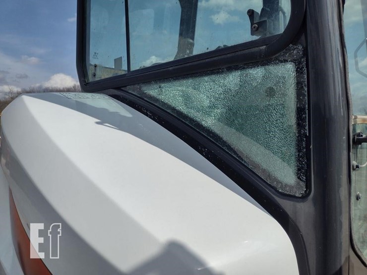 2021-bobcat-e35i-image-29