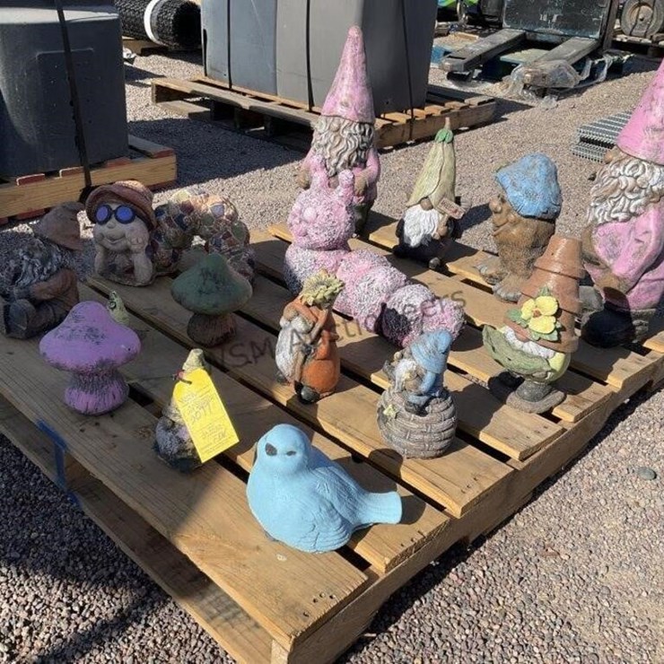 PALLET OF ASST CONCRETE STATUES