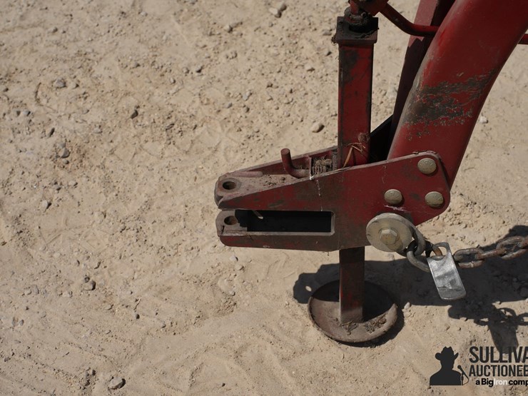 new-holland-258-image-9