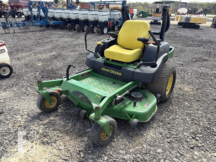 john-deere-737-image-1
