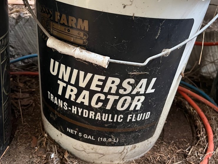 #9629-•-(4)-5-gallon-pails-hydraulic-transmission-fluid-image-7