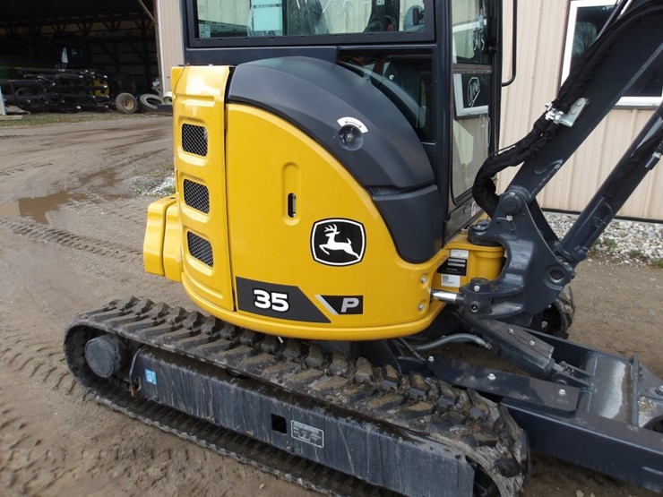 #7470-•-john-deere-35p-mini-excavator-with-4-hours!-image-5