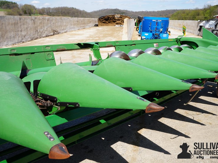 2013-john-deere-612c-stalkmaster-image-18