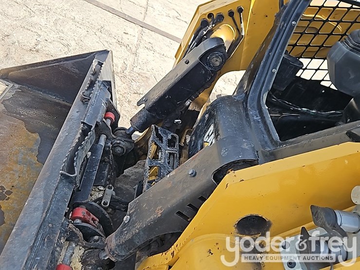caterpillar-255-image-16