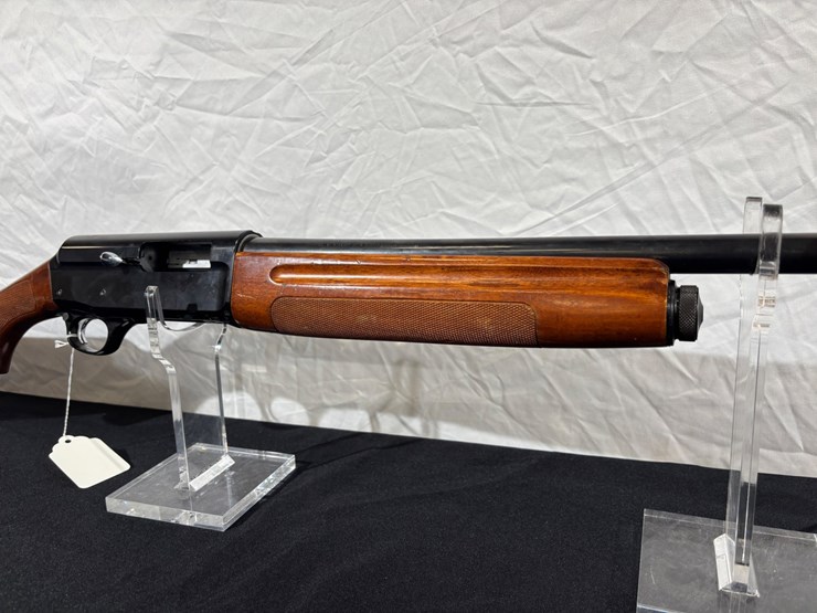 #136-•-franchi-48-al-12-gauge-semi-automatic-shotgun-image-10