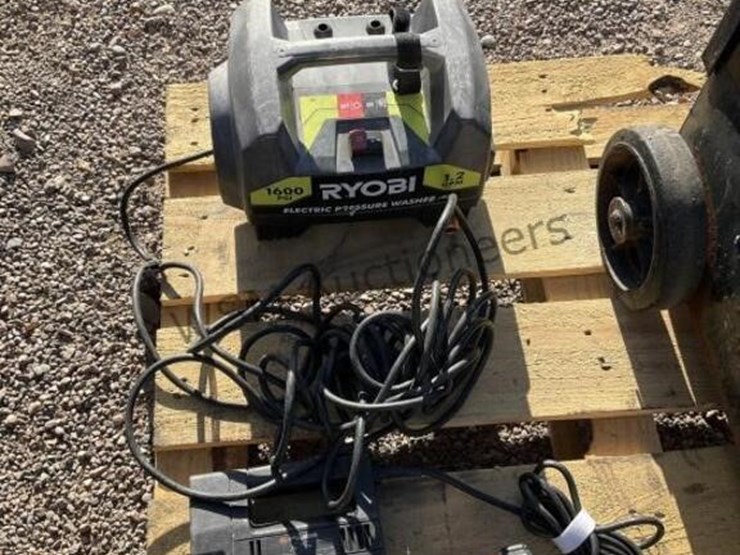 pallet-of-misc-image-4