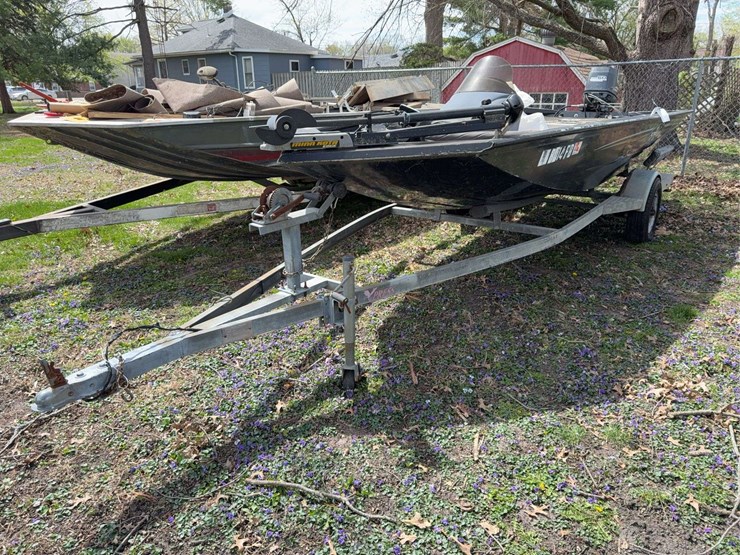 2001-xpress-16ft-boat-image-1