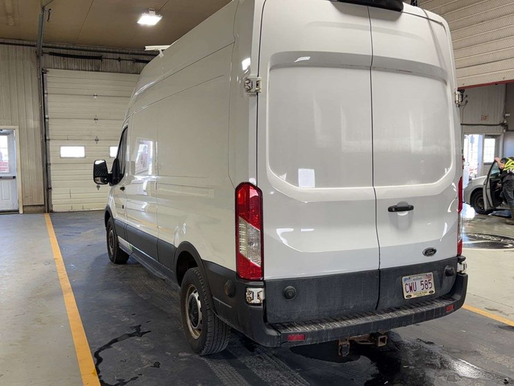 2020-ford-transit-image-3