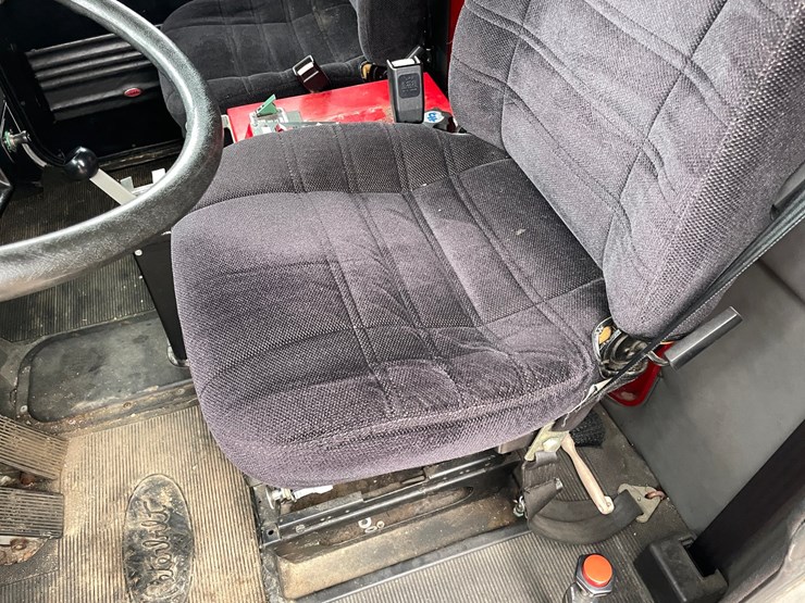 1991-peterbilt-377-image-69