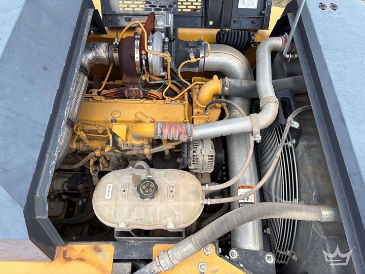 2019-deere-210g-image-23