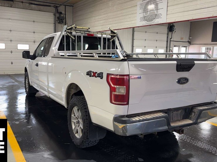 2020-ford-8-ft-image-3