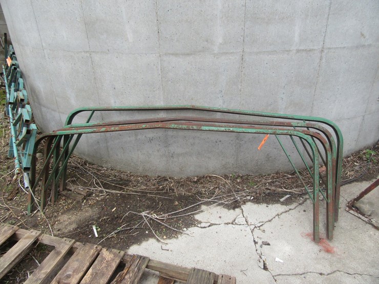 #9593-•-(4)-chopper-box-roof-supports-image-1