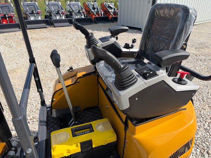 #149-•-unused-2026-sdlanch-me20-diesel-mini-excavator-image-5