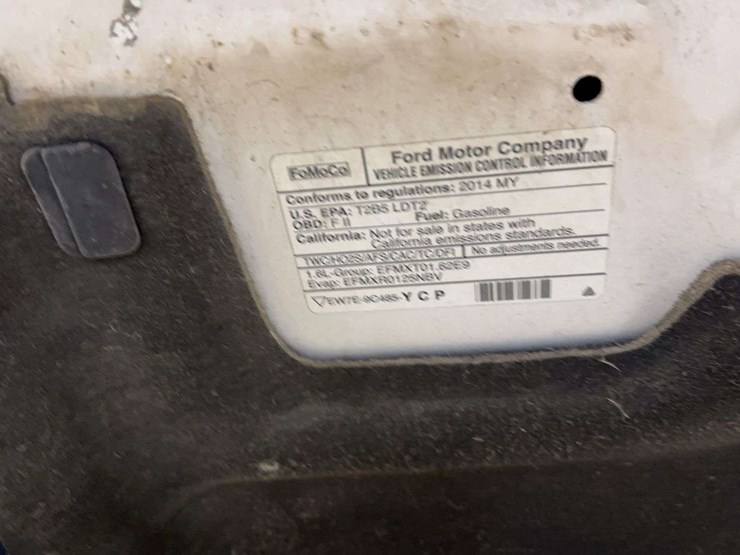 2014-ford-escape-se-image-16