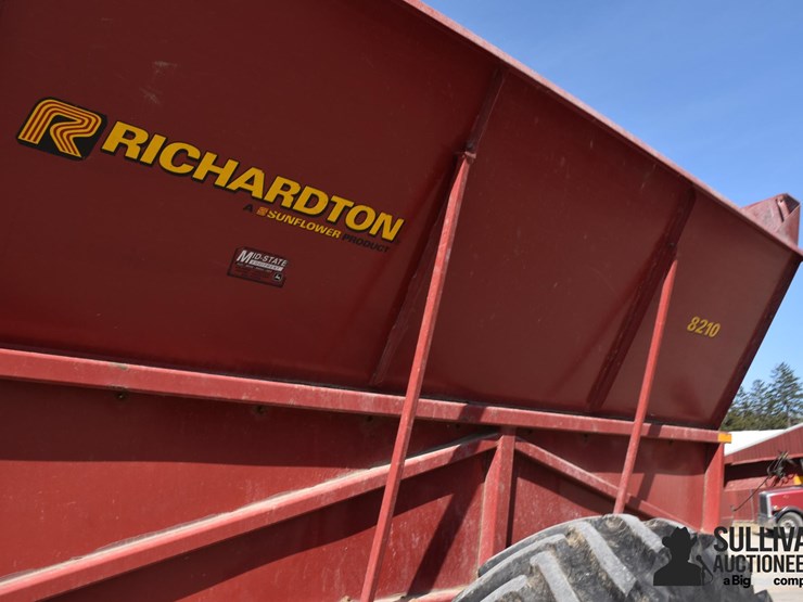 richardton-8210-image-13