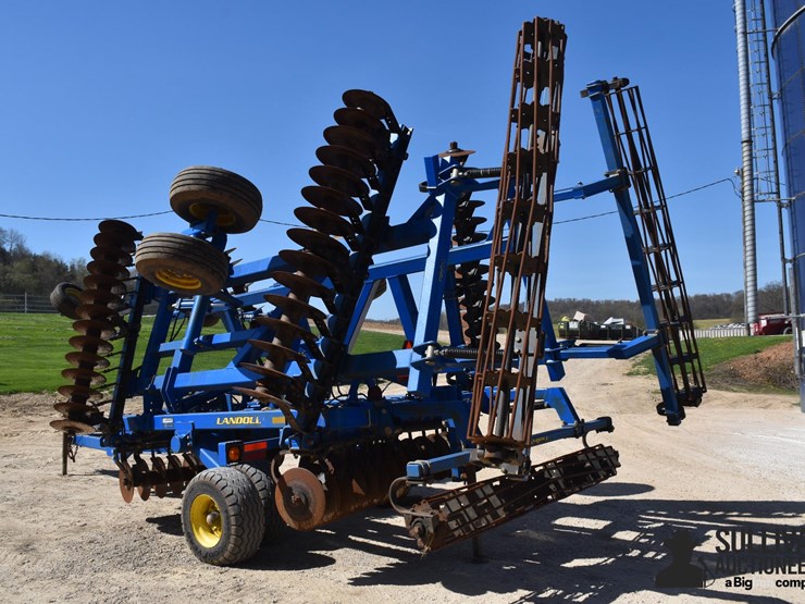 2013-landoll-7431-26-image-7