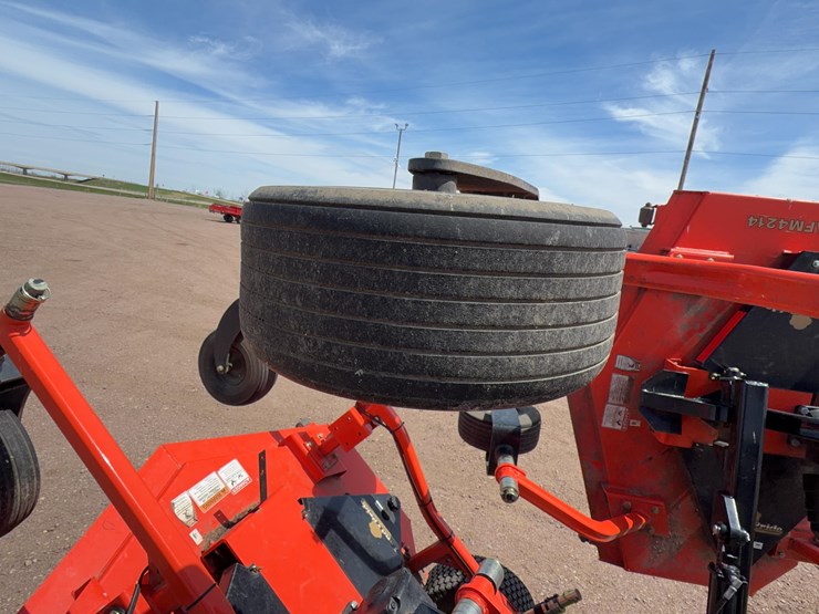 2019-land-pride-afm4214-image-26