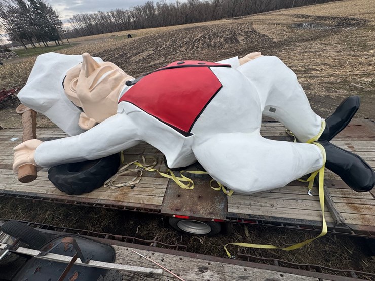 #9000-•-happy-chef-statue-(elk-river,-mn)-image-2