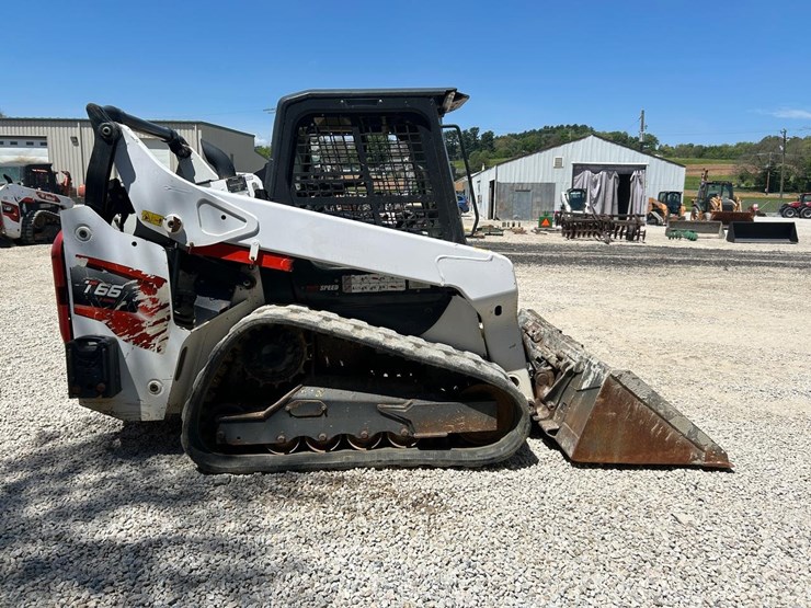 2021-bobcat-t66-image-5