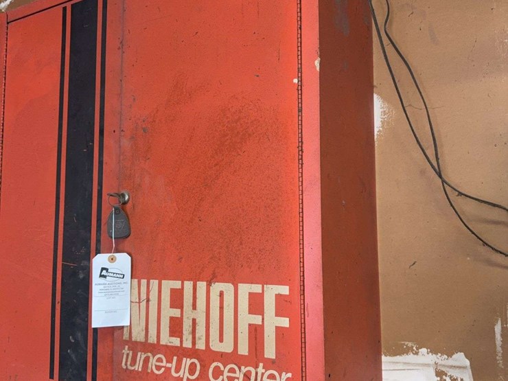 29”-w-niehoff-tune-up-center-cabinet-with-contents-image-2