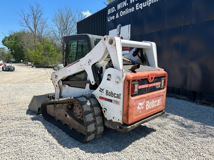 2015-bobcat-t650-image-2