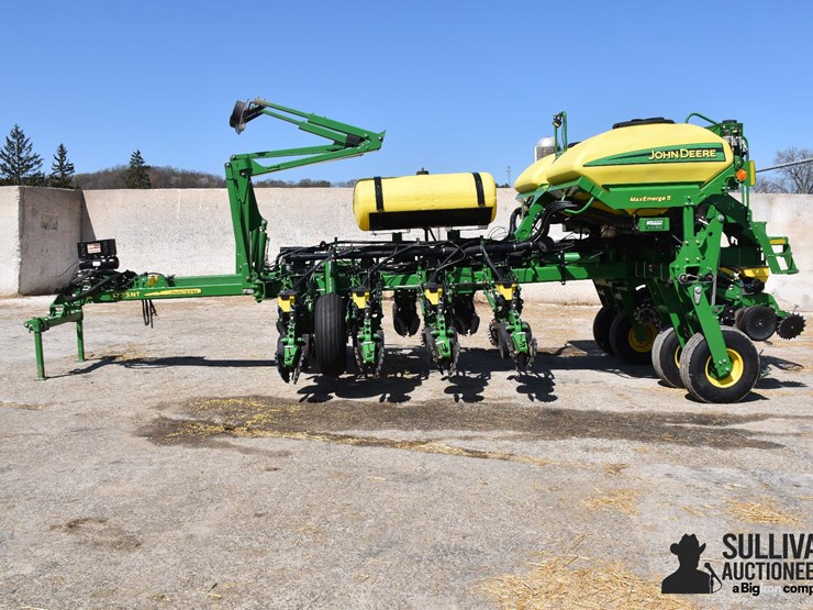 2014-john-deere-1775nt-image-8