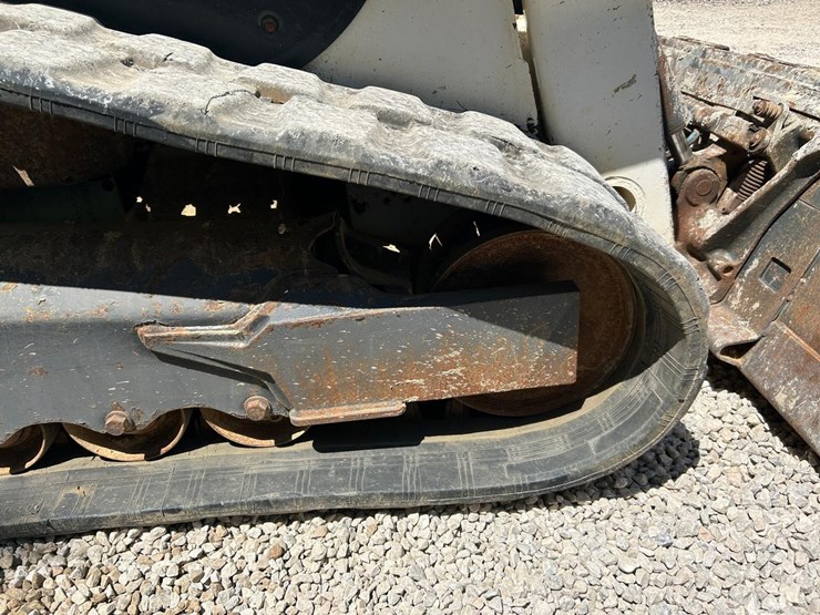 2021-bobcat-t66-image-15
