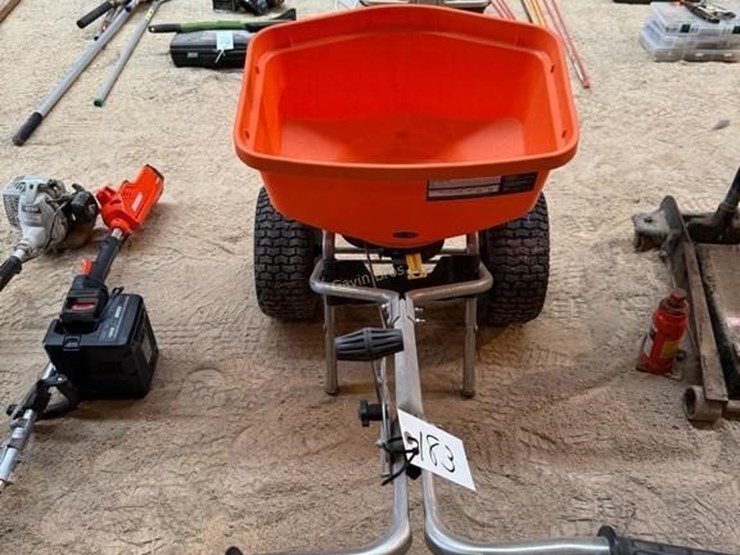 echo-rb-100s-spreader-image-4