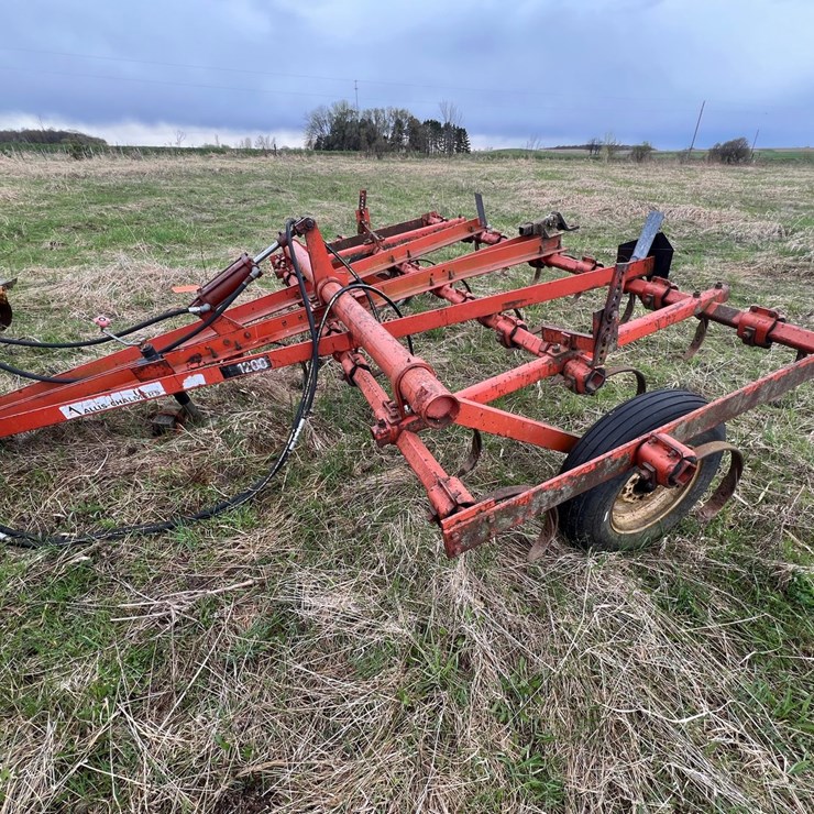 ALLIS-CHALMERS 1200