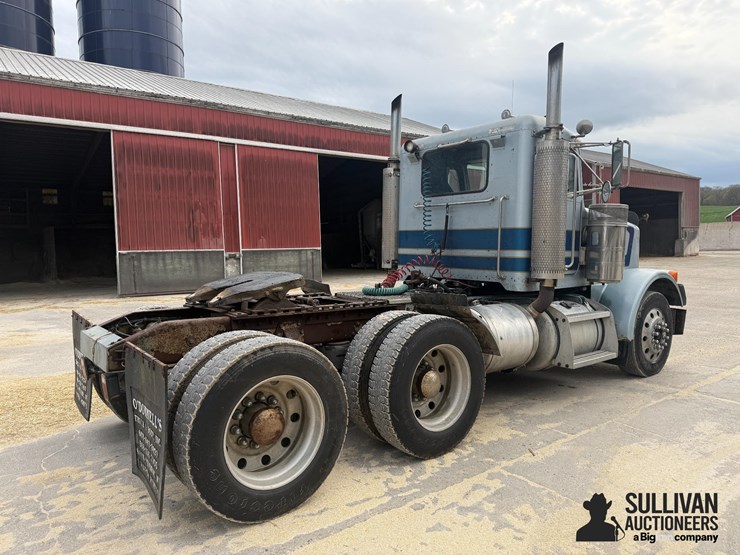 1998-peterbilt-378-image-5