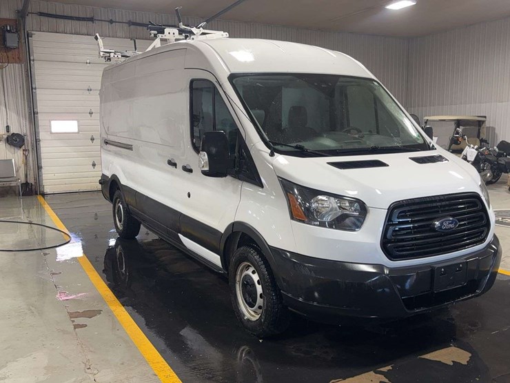 2019-ford-transit-image-7
