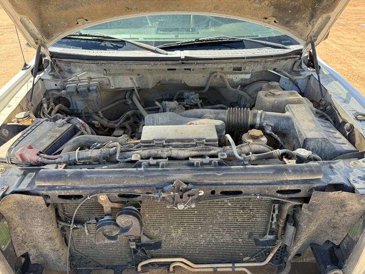 2010-ford-f150-image-40