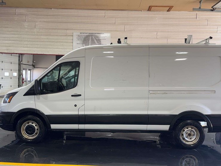 2021-ford-transit-image-2