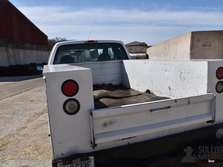 2003-ford-f350-xl-image-18