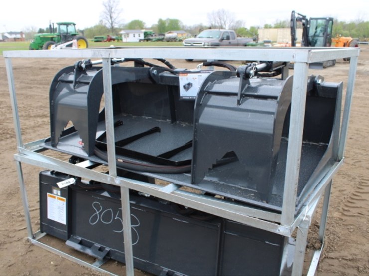 #8053-•-grapple-bucket-image-1
