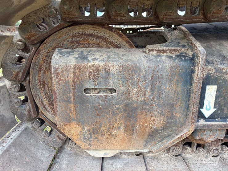2019-deere-210g-image-42