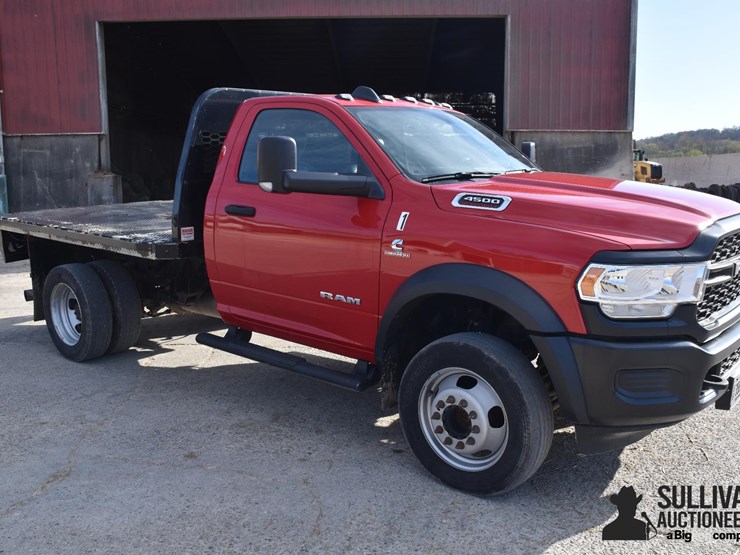 2022-ram-4500-slt-image-3