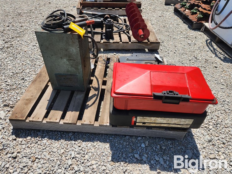 linde-230-amp-welder-image-8