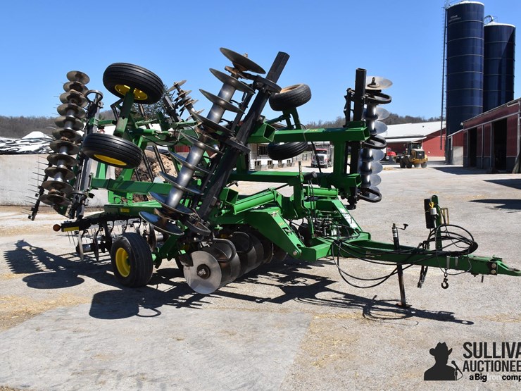 john-deere-637-image-3