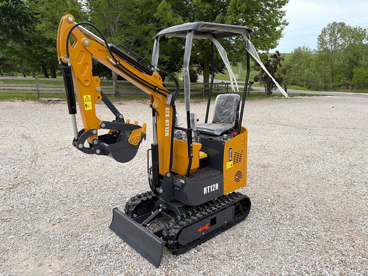 #153-•-unused-2026-ats-rt12r-mini-excavator-image-1