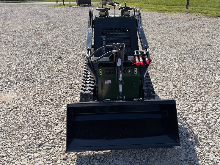 #201-•-unused-2026-zjg-zj-380-mini-skid-steer-loader-image-2