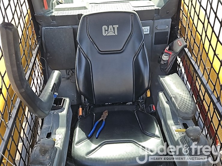 caterpillar-255-image-25